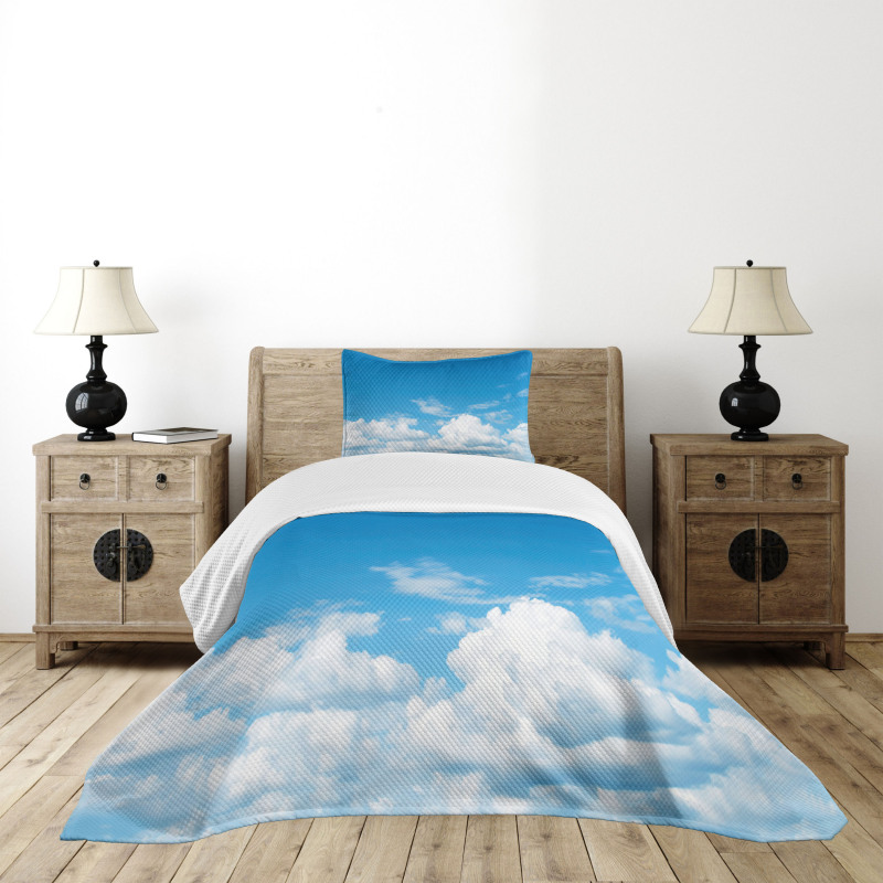 Cloudy Calming Scene Bedspread Set