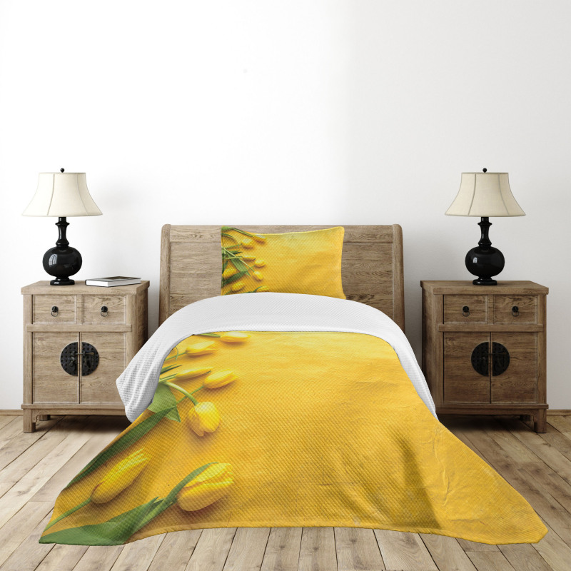 Tulip Flowers Garden Bedspread Set