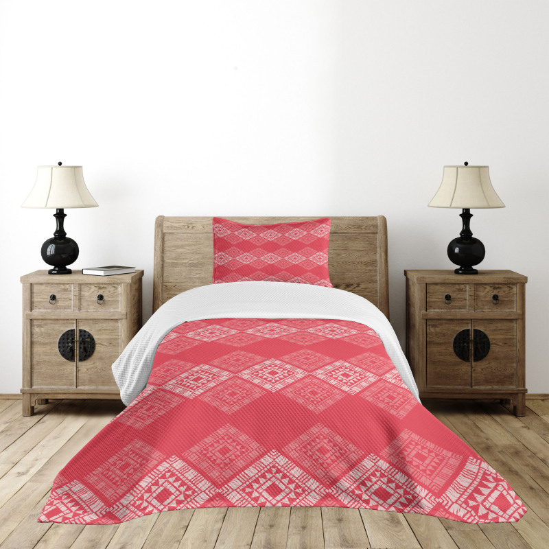 Square and Triangle Forms Bedspread Set