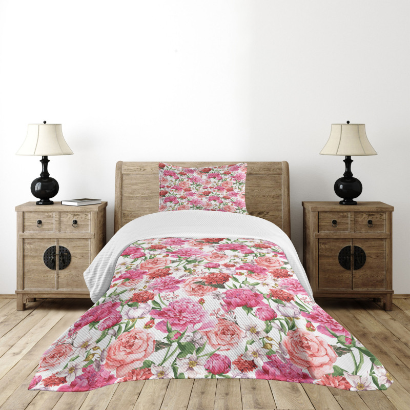 Peonies and Roses Bedspread Set