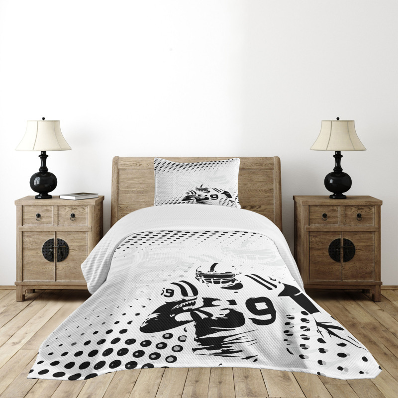 Character Running Passing Bedspread Set