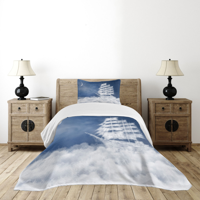 Clouds Ship in Sky Bedspread Set