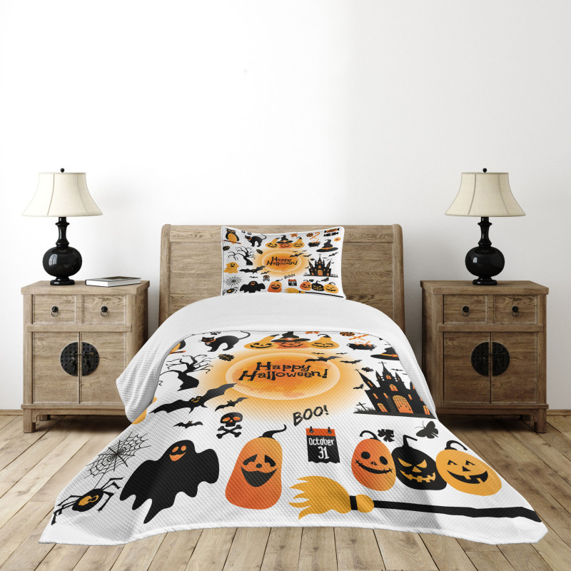 Happy Ghost Bedspread Set