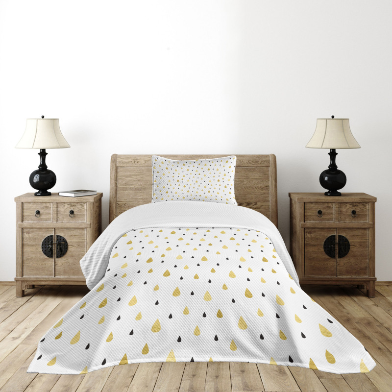 Raindrops Glimmer Bedspread Set