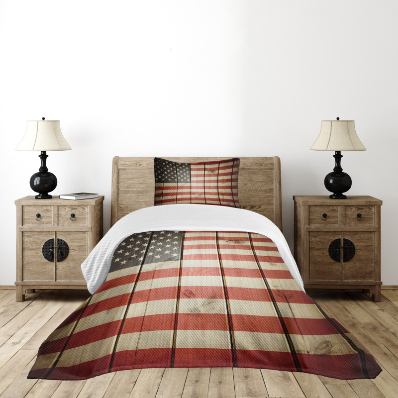 Wood Design Flag Bedspread Set