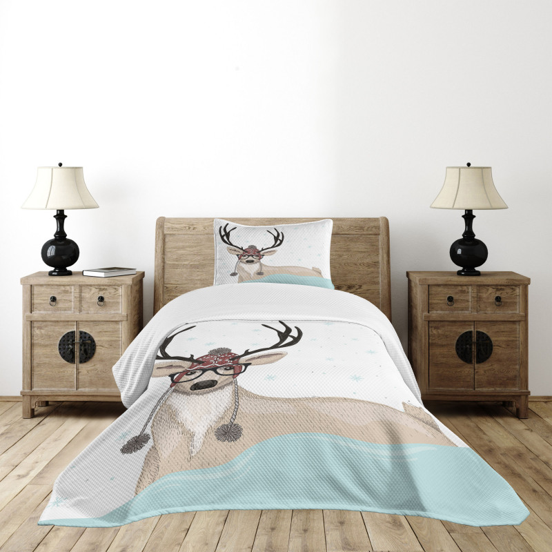 Hipster Deer with Glasses Bedspread Set