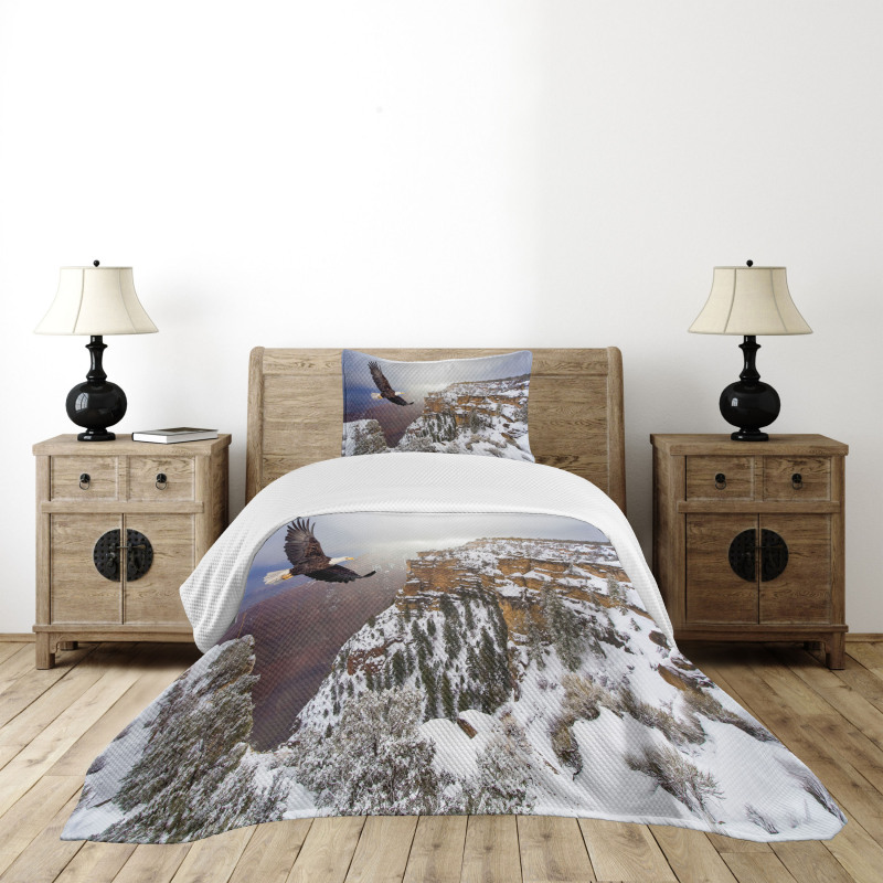 Bald Eagle Landscape Bedspread Set