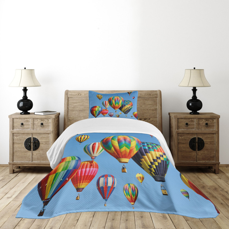 Journey Fun Sky Bedspread Set