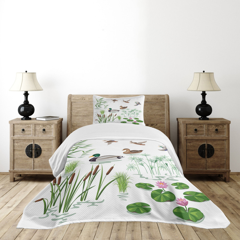 Lake Animals Plants Bedspread Set