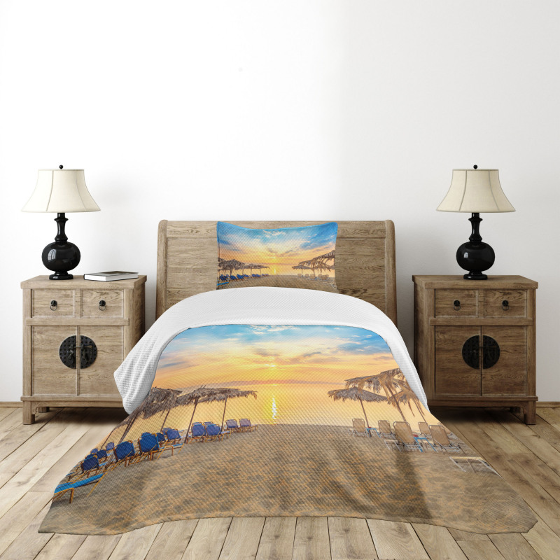 Sandy Beach with Sunrise Bedspread Set
