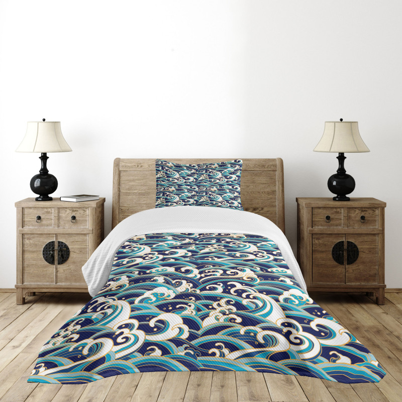 Ocean Waves Pattern Bedspread Set