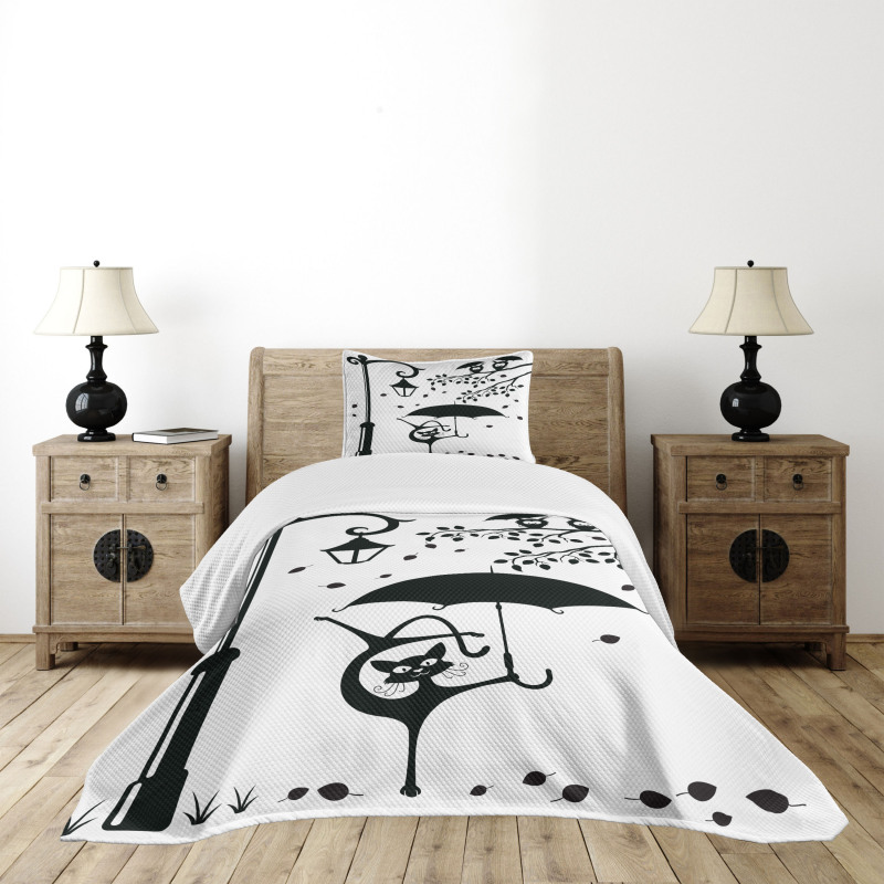 Funny Kitty with Umbrella Bedspread Set