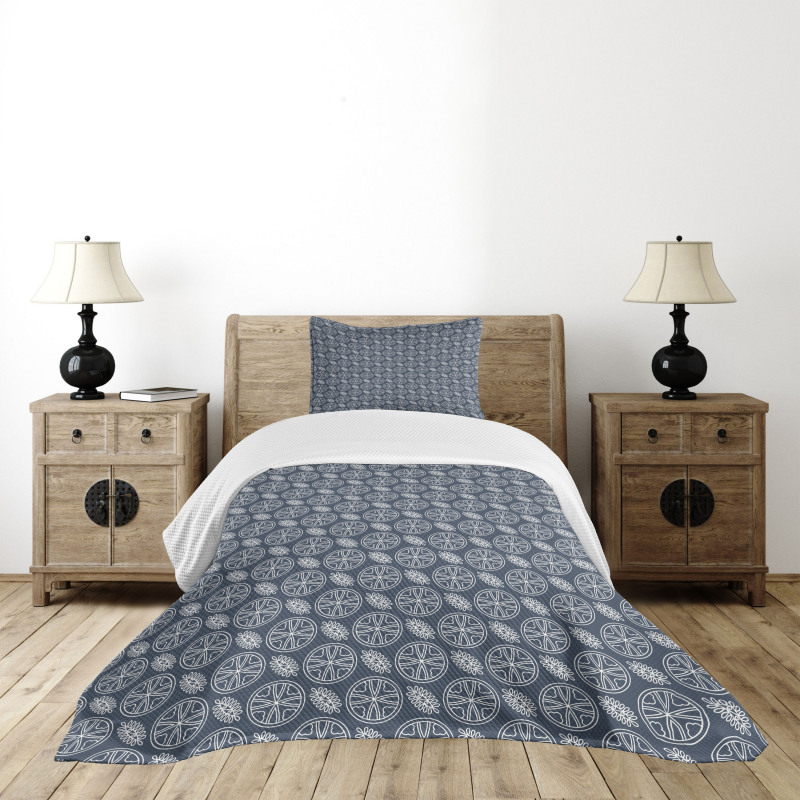 Japanese Ornate Abstract Bedspread Set