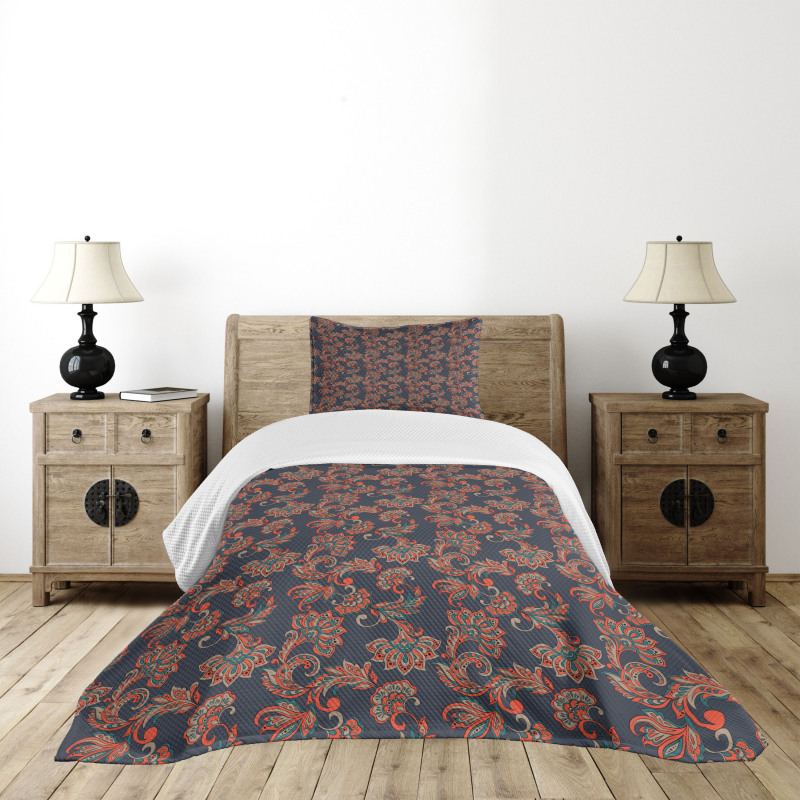 Oriental Floral Swirl Bedspread Set