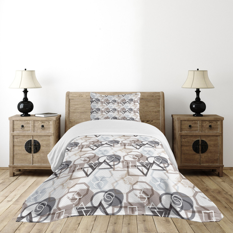 Triangles Squares Plygons Bedspread Set