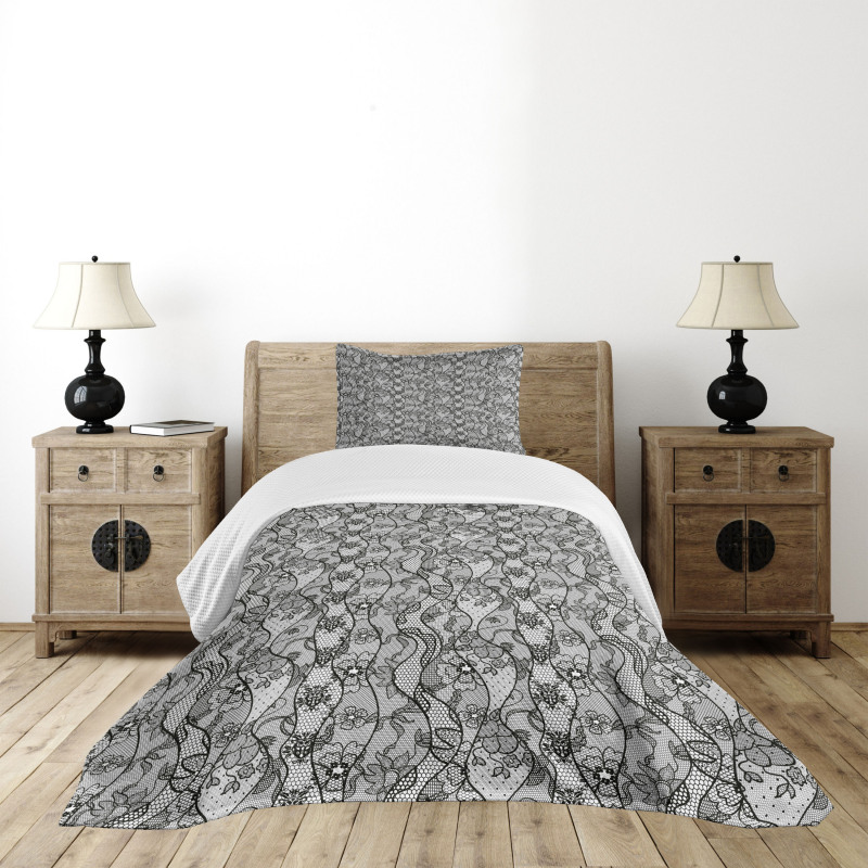 Lace Gothic Pattern Bedspread Set