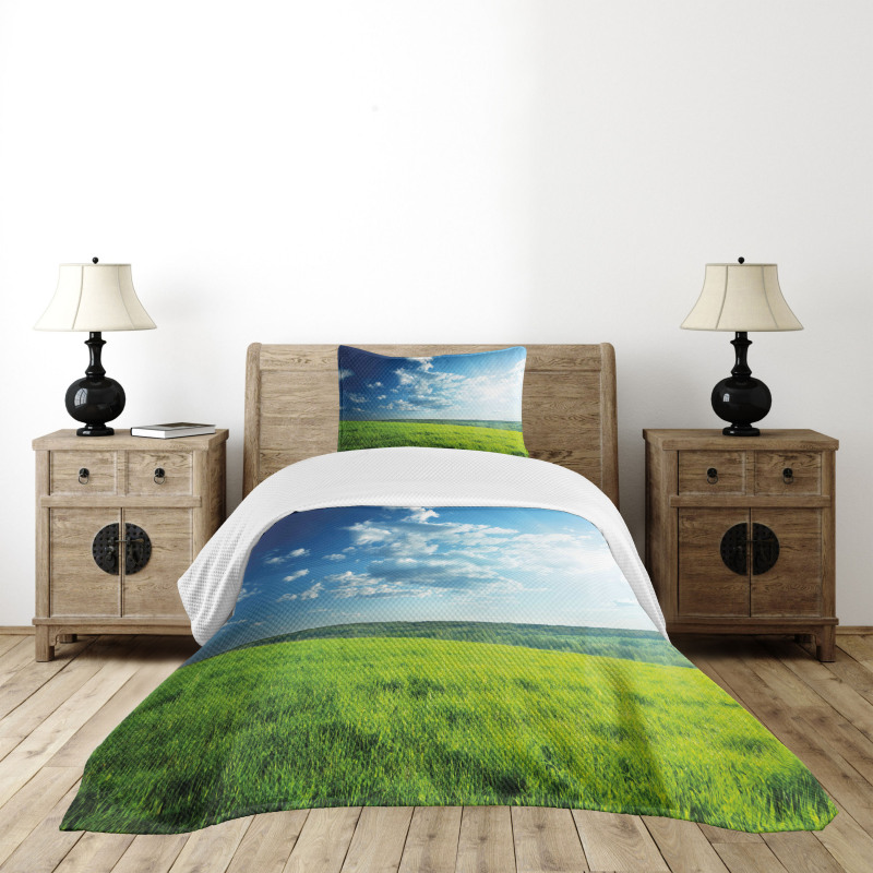 Meadow Valley Cloud Sun Bedspread Set