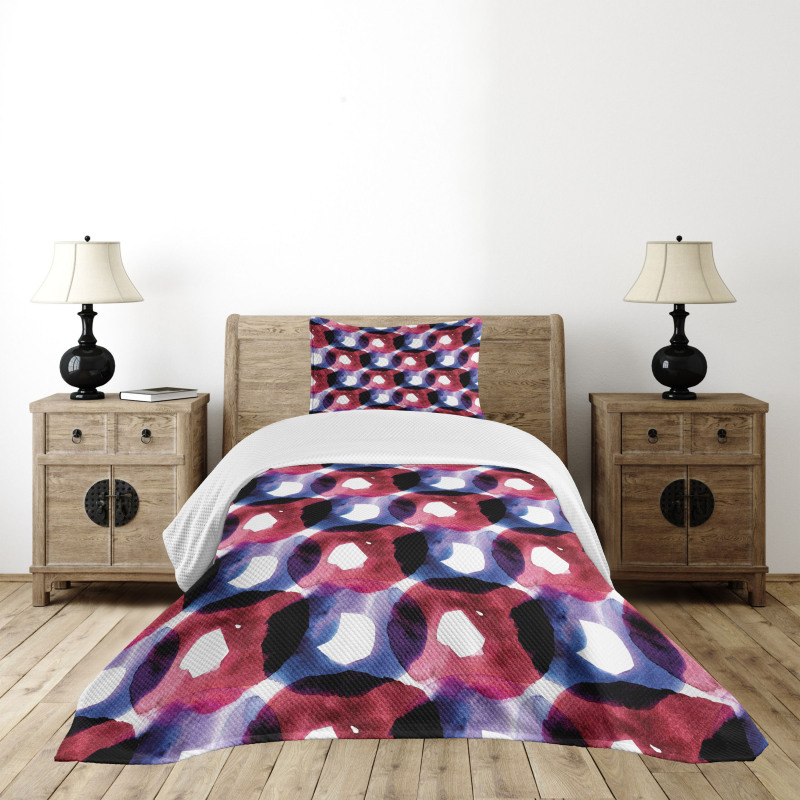 Disc Shaped Oval Art Bedspread Set