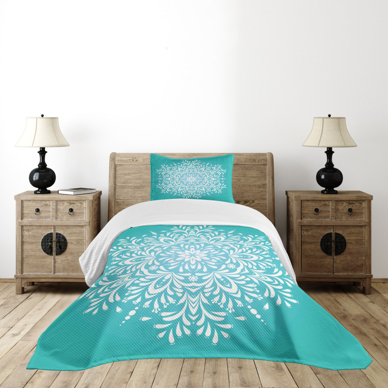 Winter Snowflake Bedspread Set