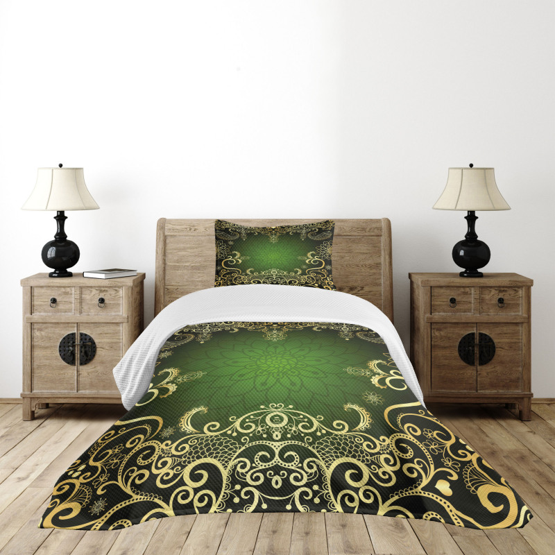 Frame Lotus Bedspread Set