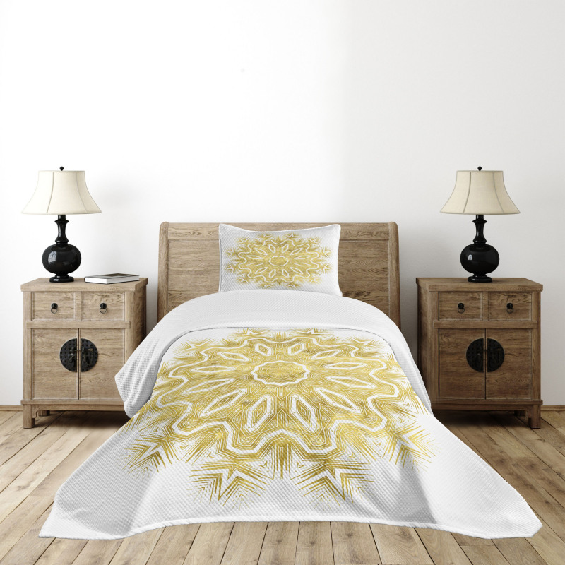 Oriental Modern Pattern Bedspread Set