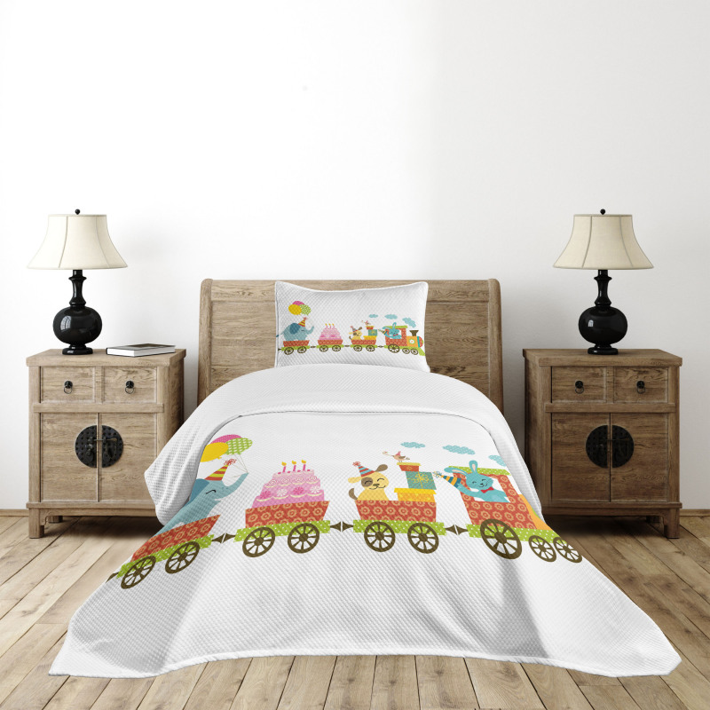 Birthday Cake Animal Bedspread Set