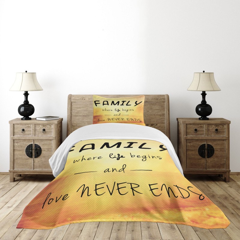 Message Family Bedspread Set