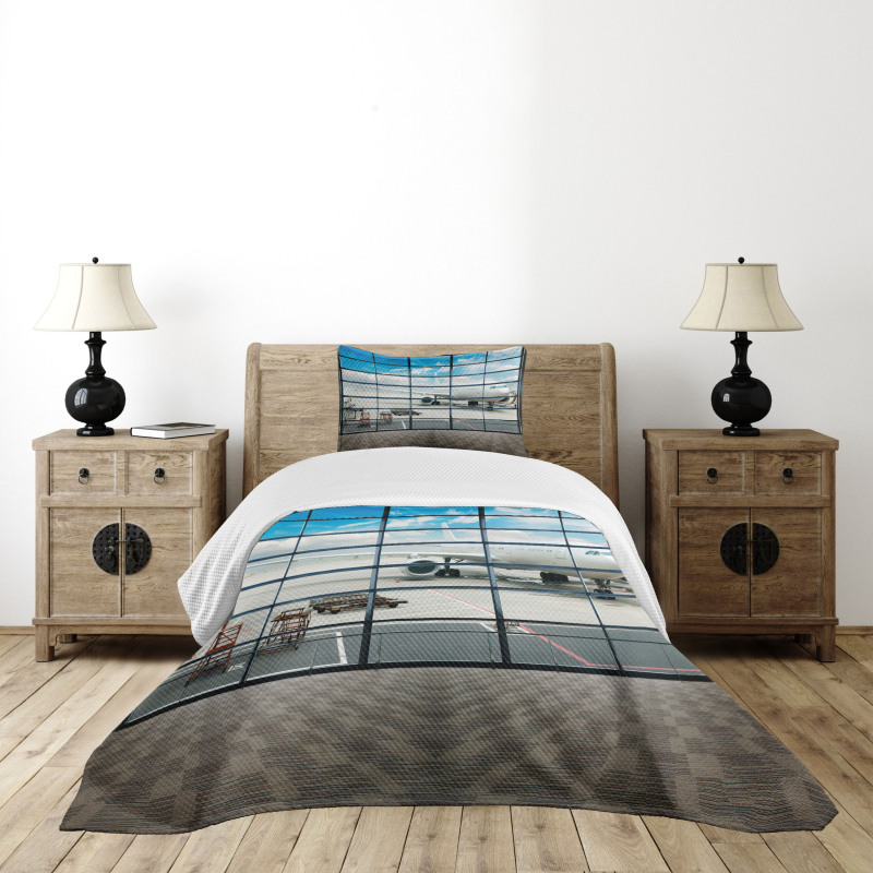 Shangai Airport Plane Bedspread Set