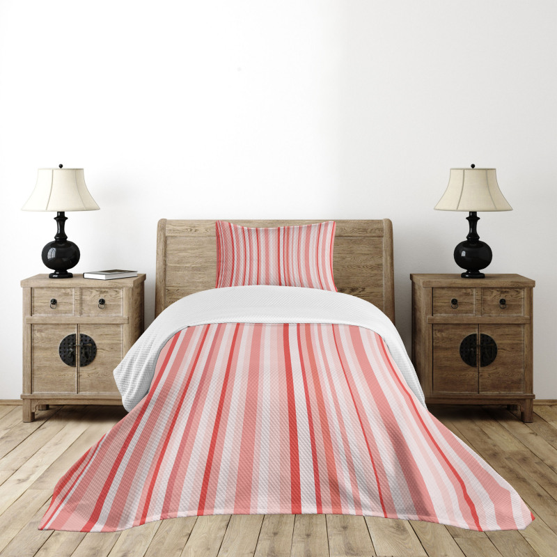 Vertically Striped Retro Bedspread Set