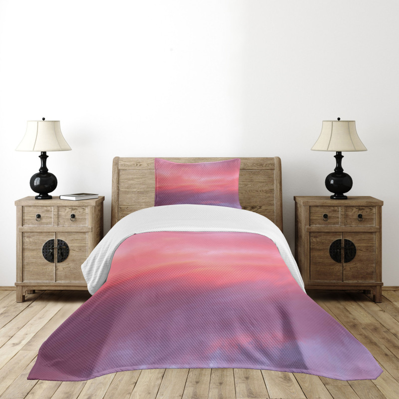 Vanilla Sky Bedspread Set