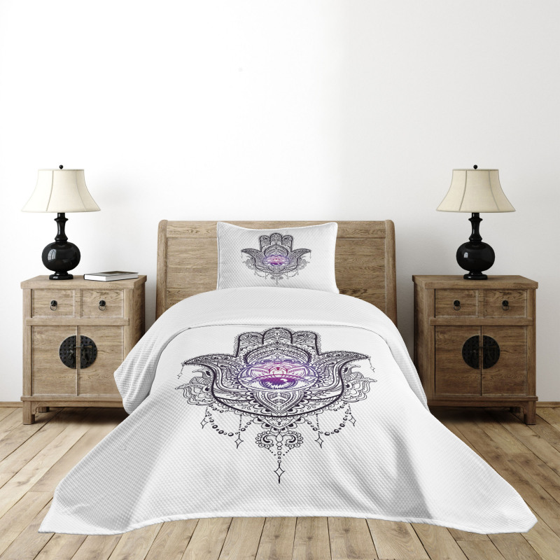 Artwork Bedspread Set