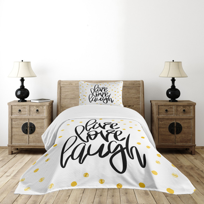 Phrase Dots Bedspread Set