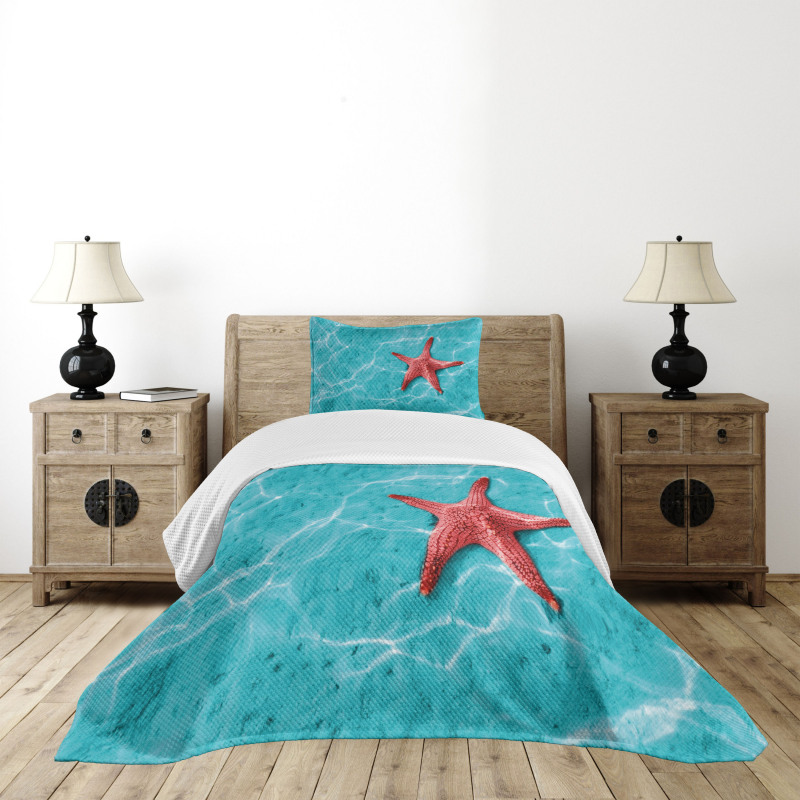 Vivid Blue Water Bedspread Set