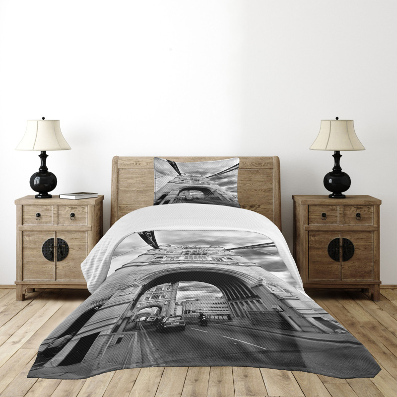 Tower Bridge England Bedspread Set