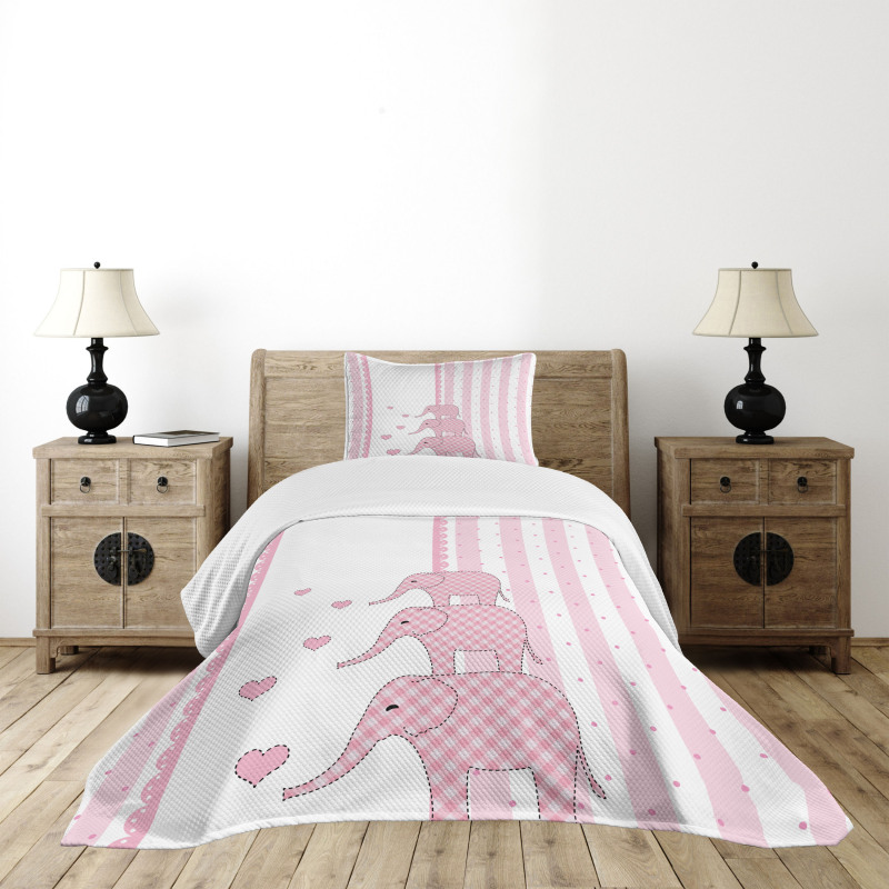 Pink Animals Bedspread Set