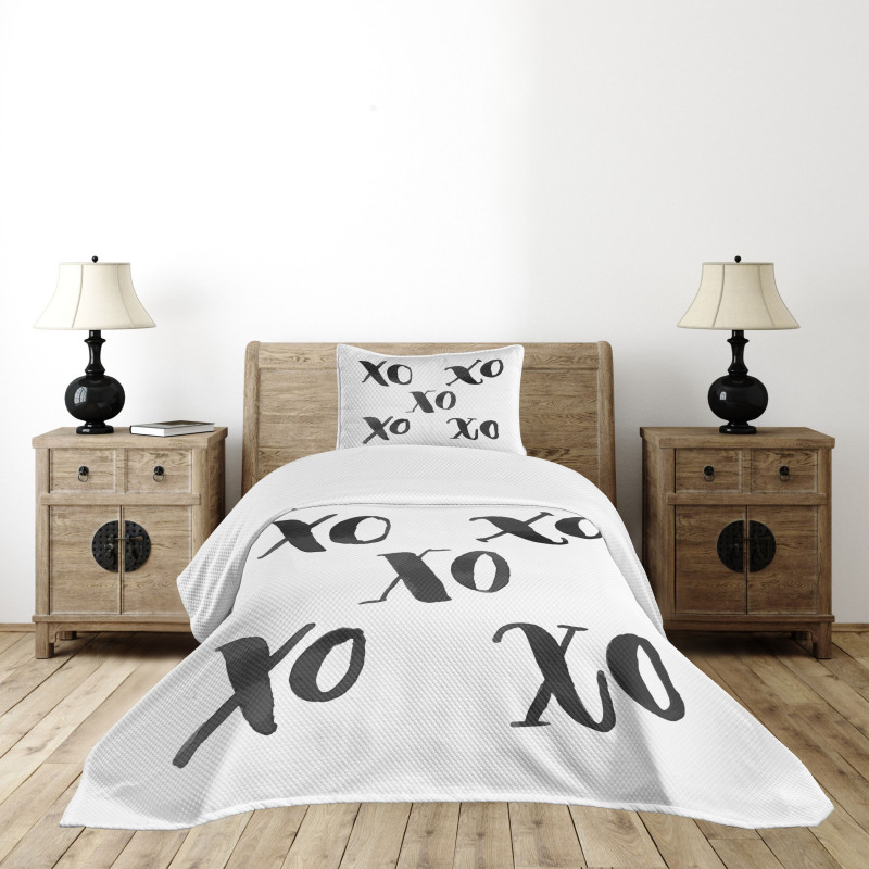 Classic Old Fashion Letters Bedspread Set