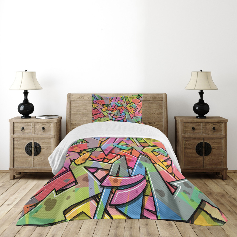 Abstract Grunge Arrows Bedspread Set