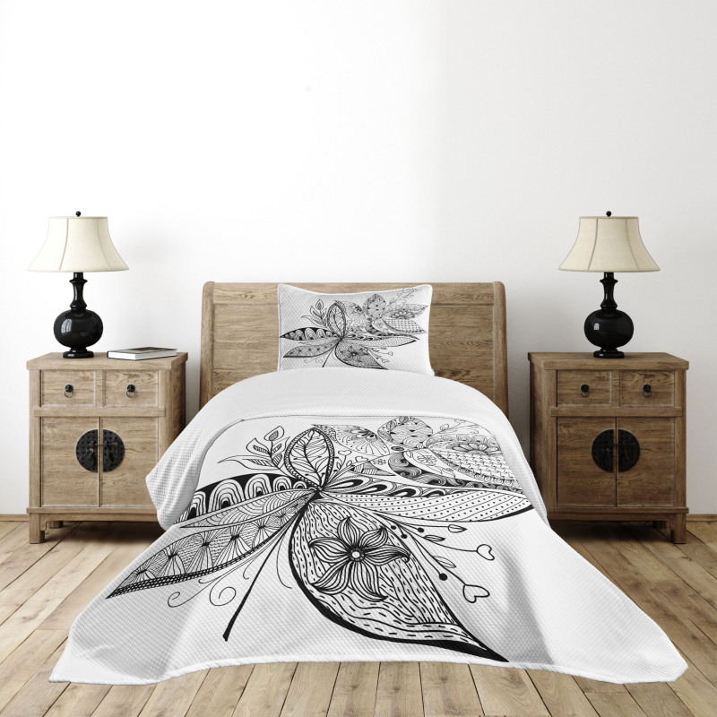 Eastern Ornate Flower Bedspread Set