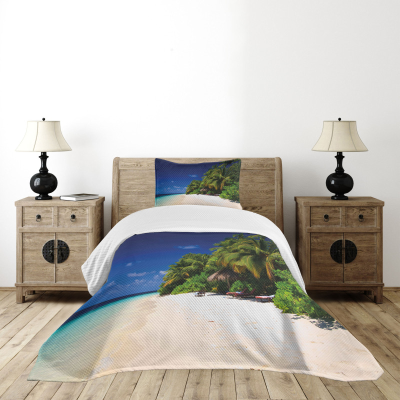 Sandy Coastline Surreal Bedspread Set