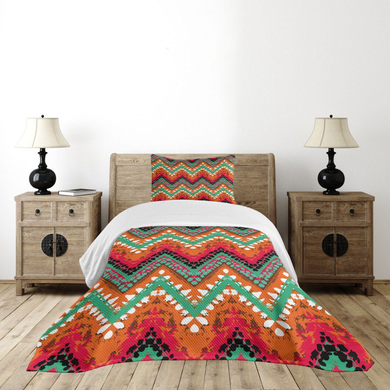 Zigzag Bedspread Set