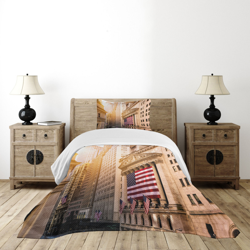 Wall Street Flags Bedspread Set