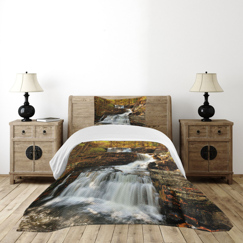 Cascade Delaware Bedspread Set