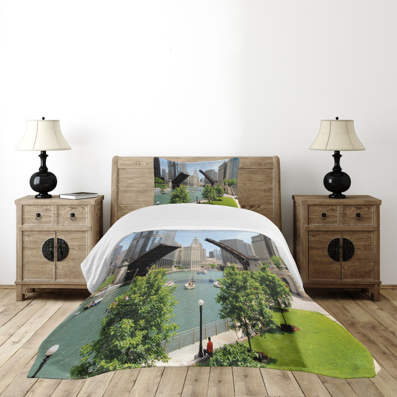 Downtown Chicago Bedspread Set