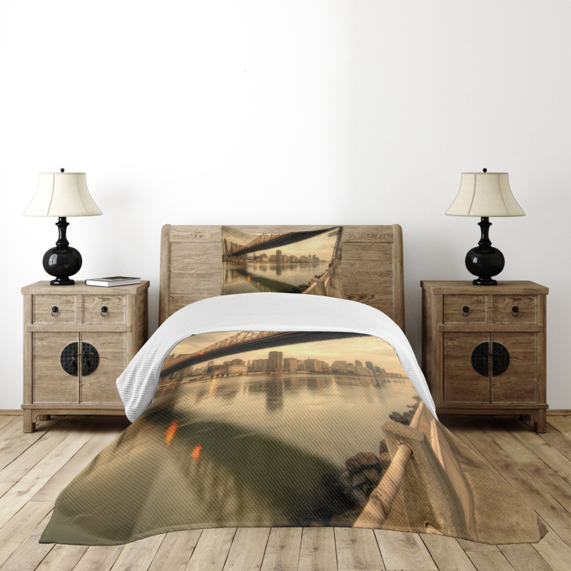 Queenboro Bridge Bedspread Set