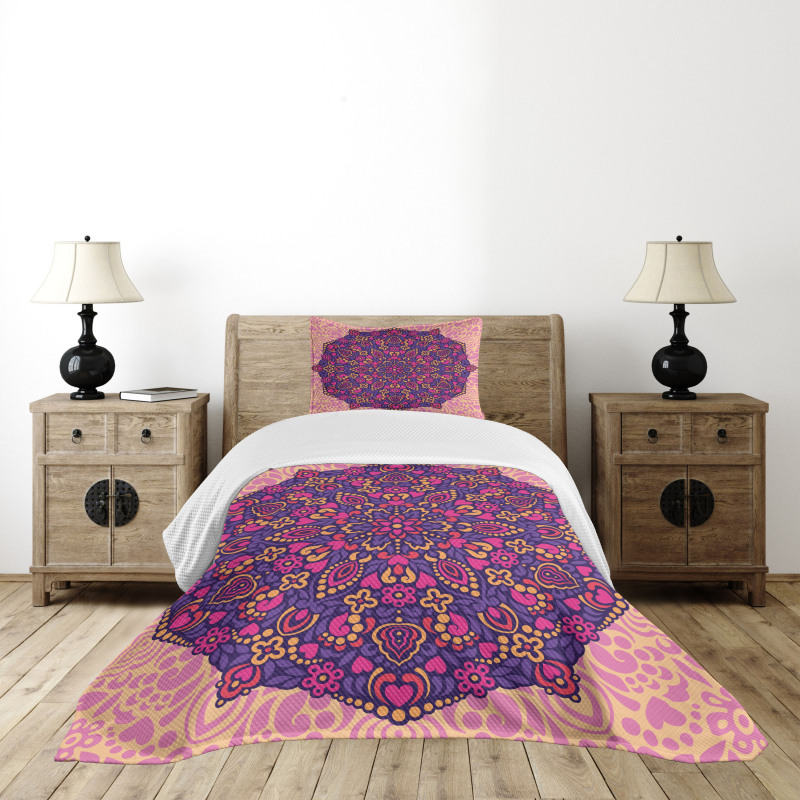 Abstract Eastern Bedspread Set