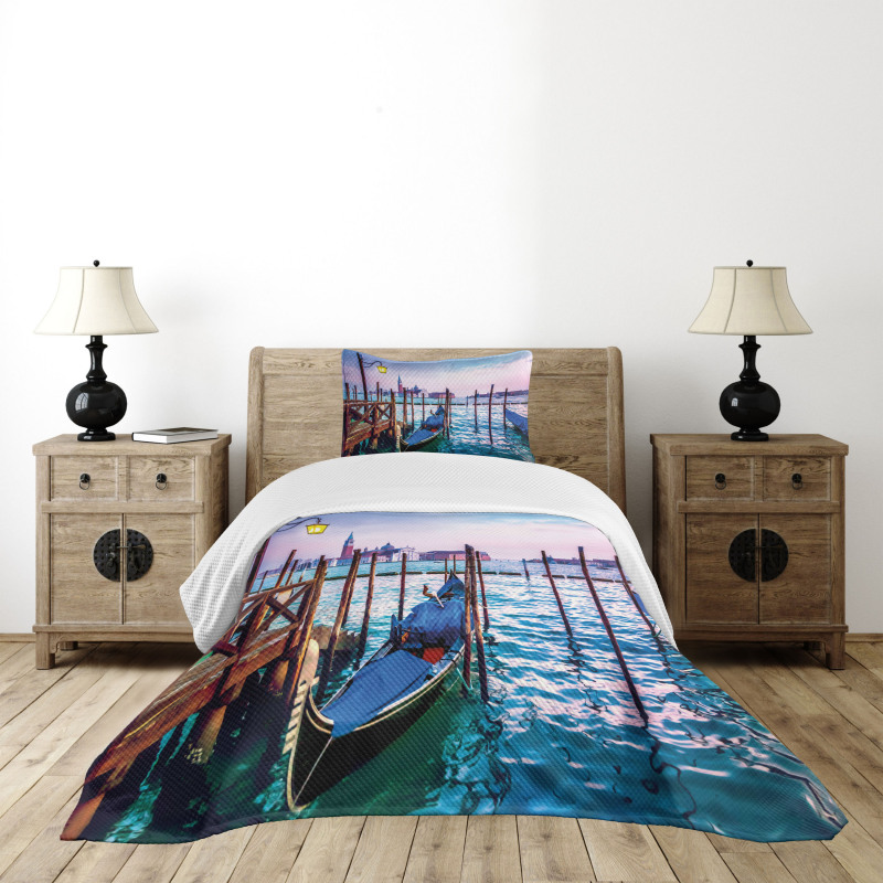 Dreamy View in Evening Bedspread Set