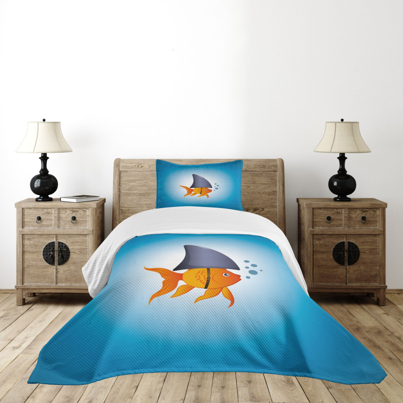 Little Fish Wearing Fin Bedspread Set