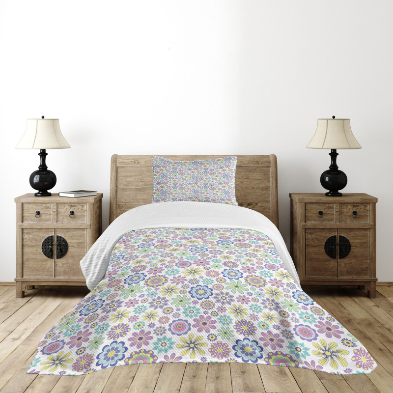 Ornate Flourish Vintage Bedspread Set