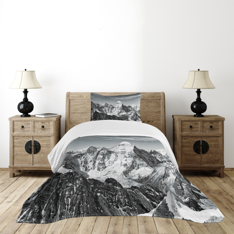Mountain Peaks Bedspread Set