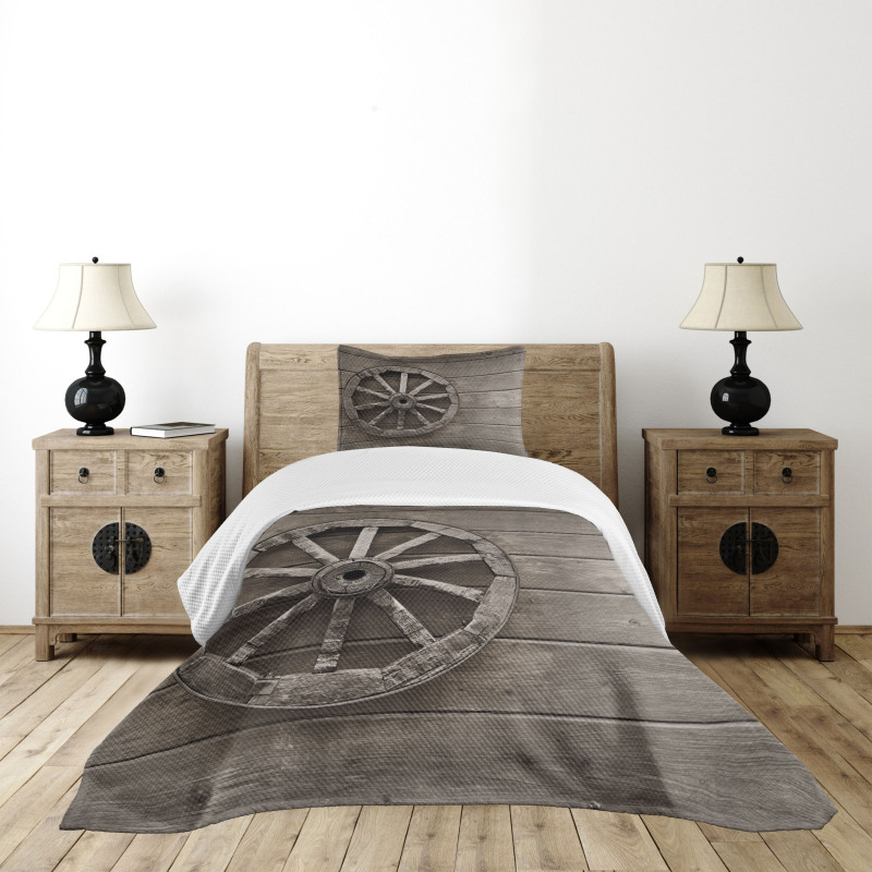 Old Carriage Bedspread Set